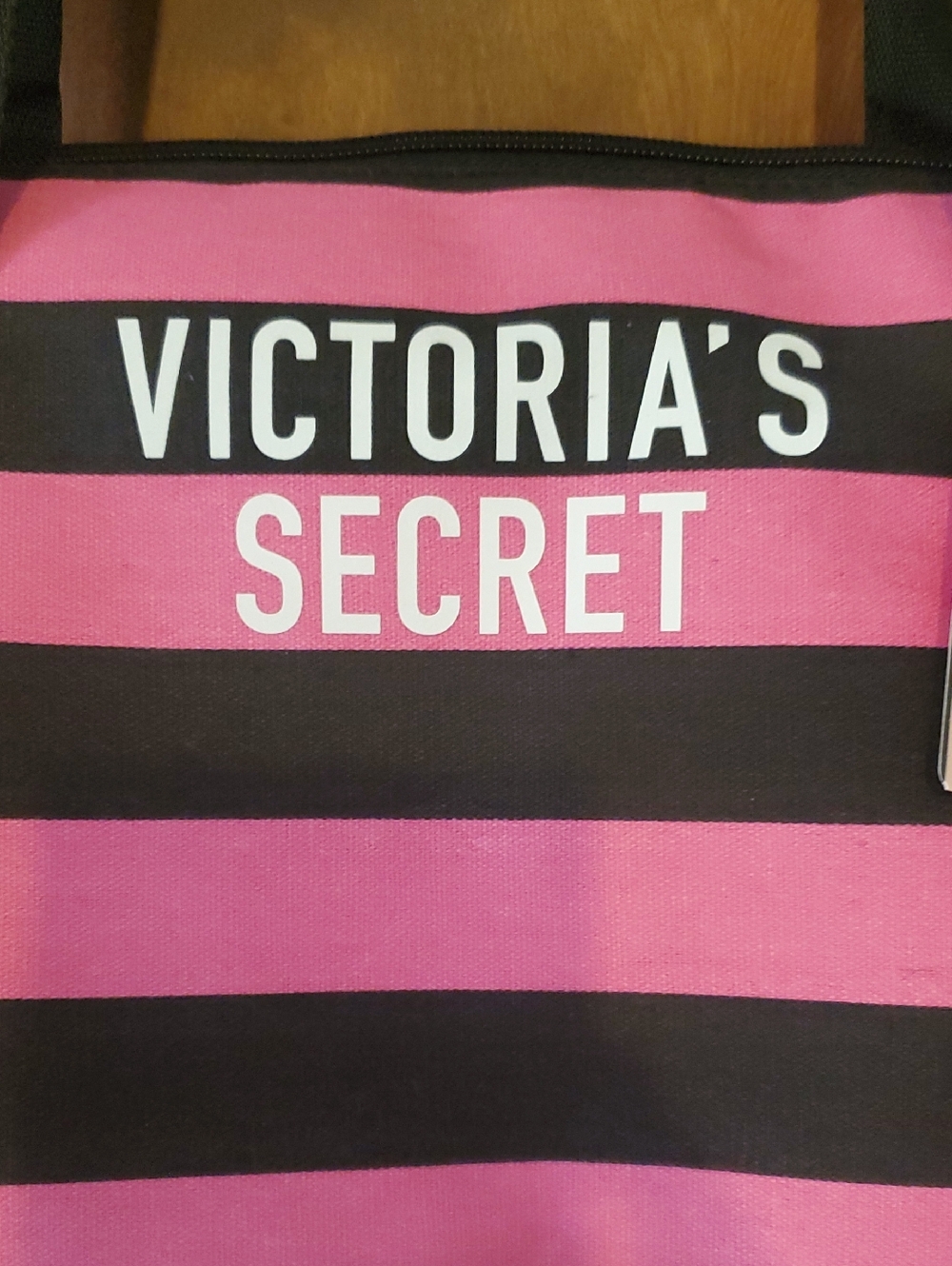 Victoria's Secret Weekend Travel Bag - Picture 5 of 16